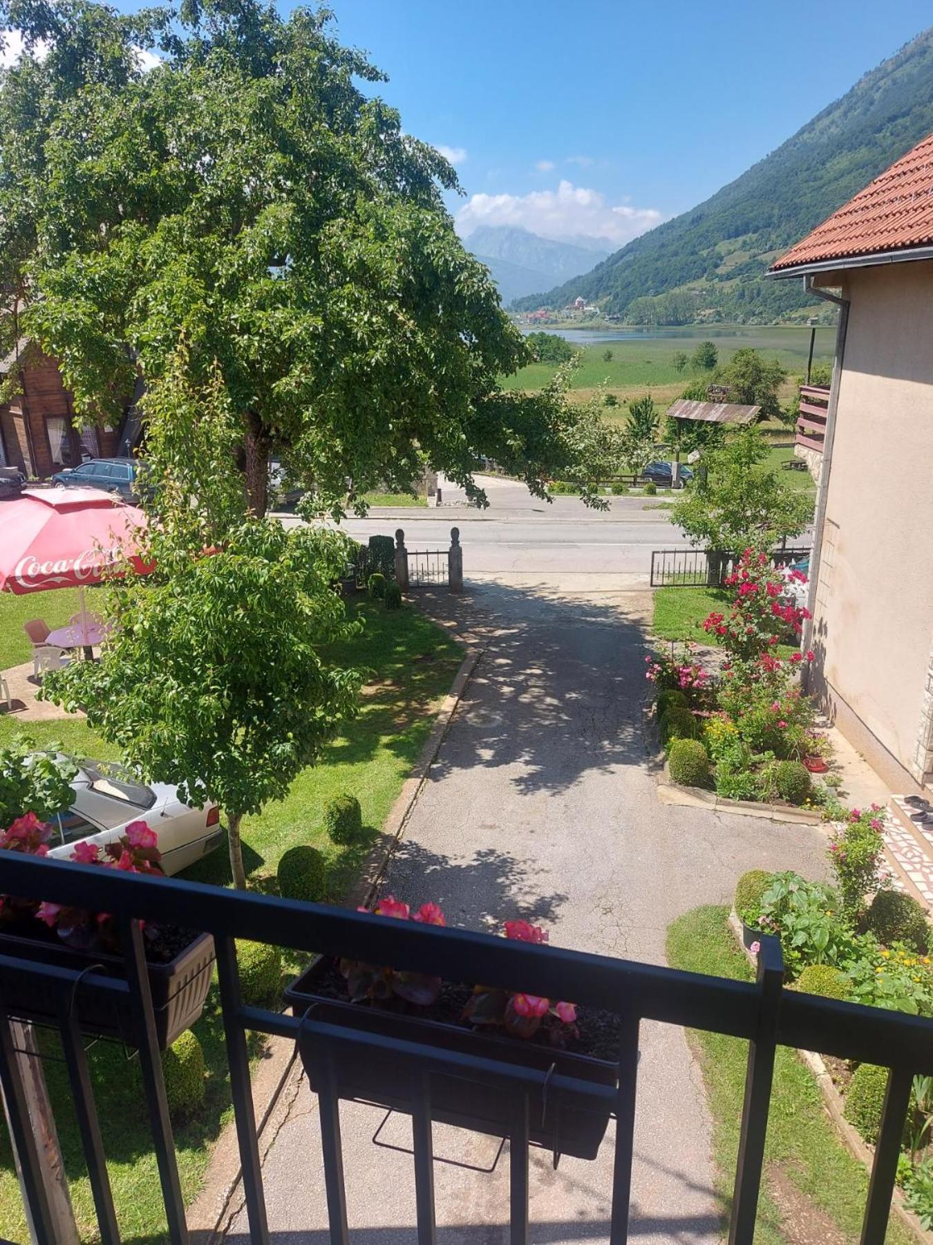 Rooms Lida & Friendly Home Plav Exterior foto